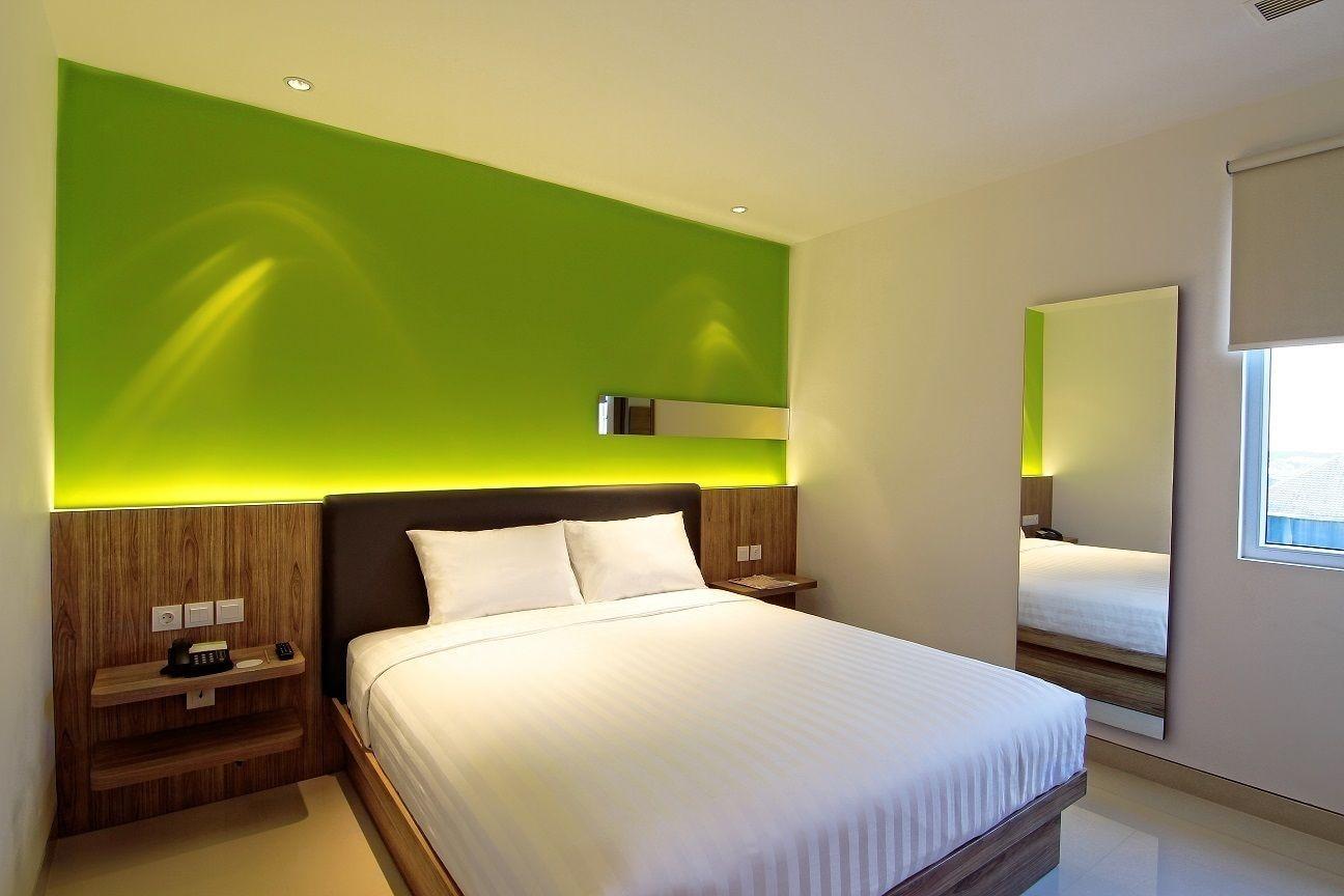 Zoom Smart Hotel Jemursari Surabaya Eksteriør billede